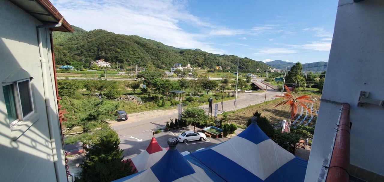 Gangchon Beautiful Pension Chuncheon Exterior photo